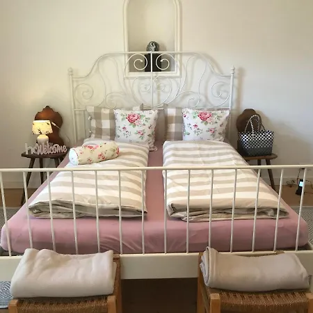 Malermeisterhaus דירה *